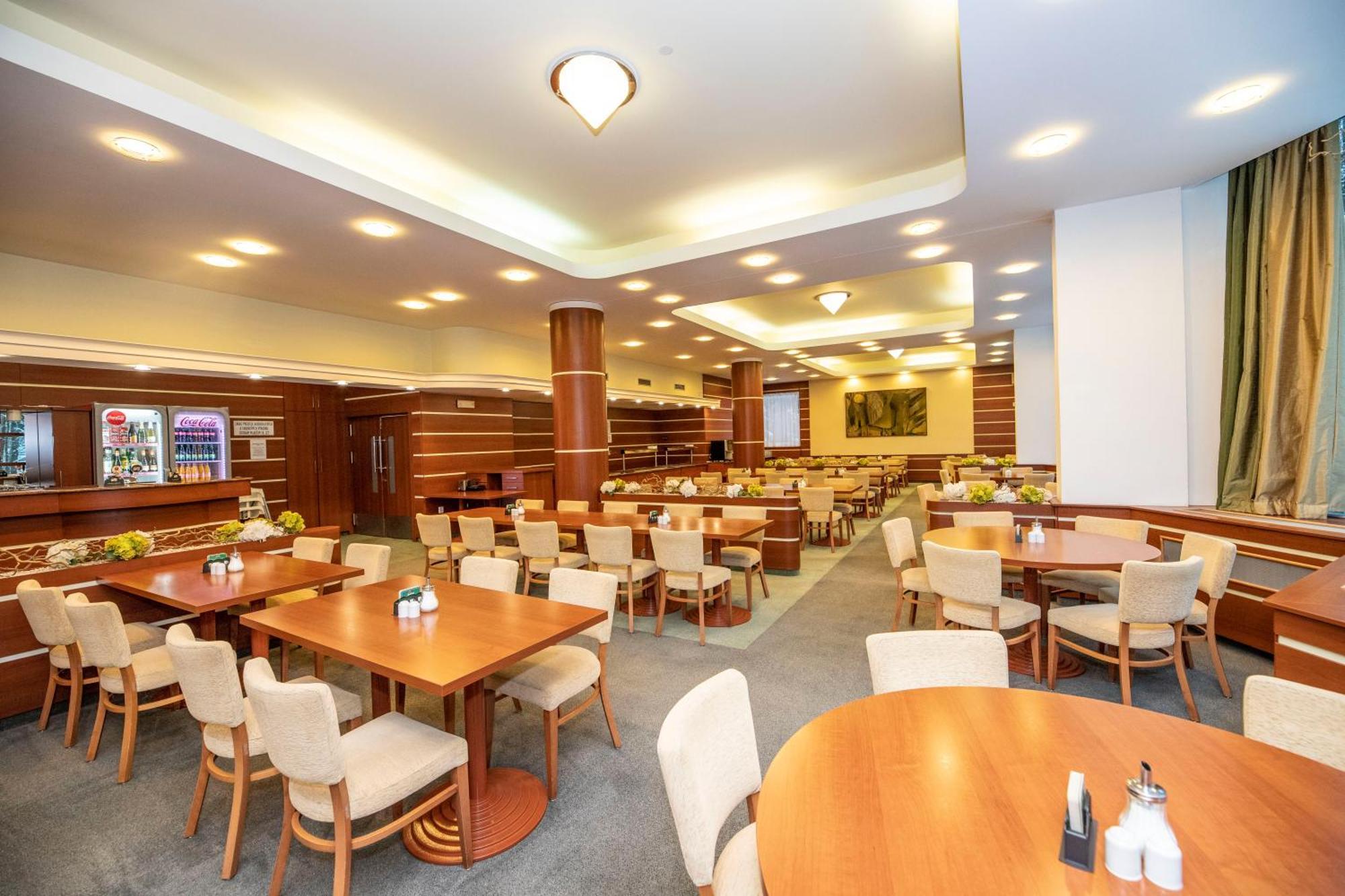 Interhotel Montana Шпиндлерув-Млин Экстерьер фото
