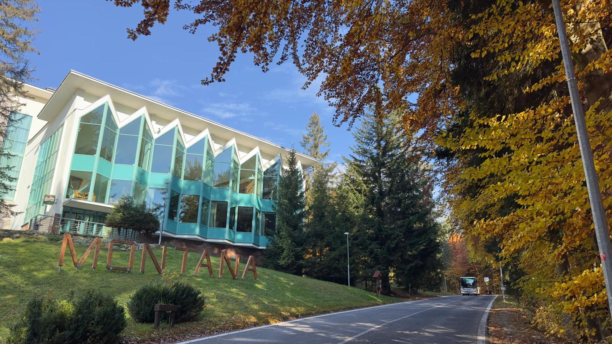 Interhotel Montana Шпиндлерув-Млин Экстерьер фото